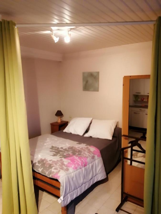 Résidence Les Plus Près Jonzac Extérieur photo