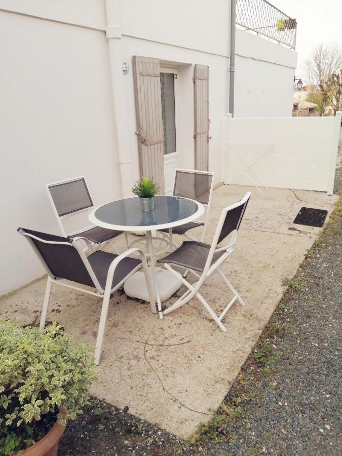 Résidence Les Plus Près Jonzac Extérieur photo