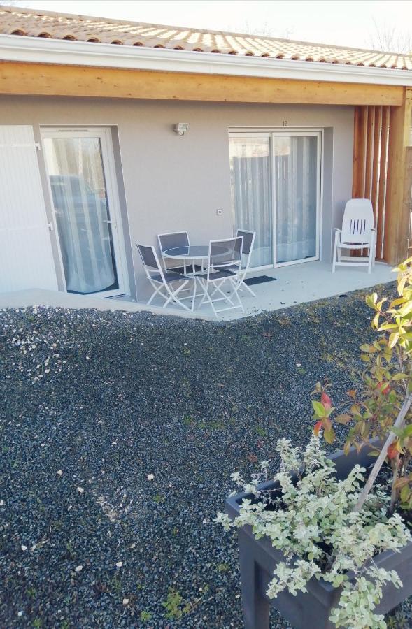 Résidence Les Plus Près Jonzac Extérieur photo