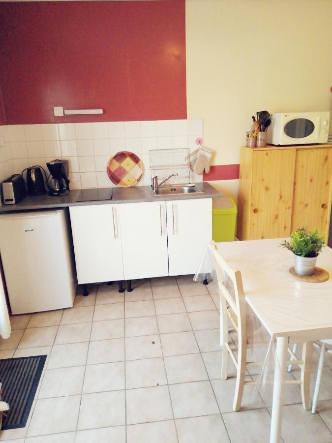 Résidence Les Plus Près Jonzac Extérieur photo