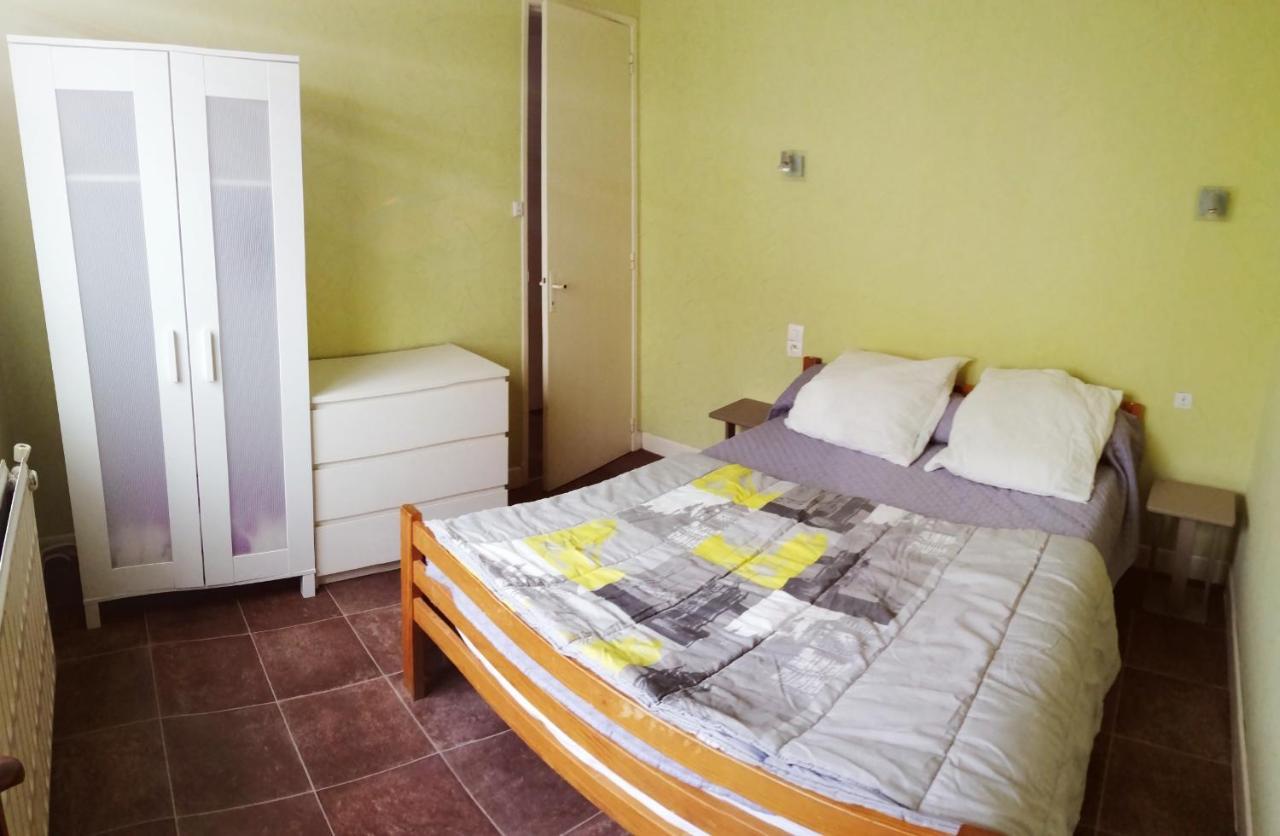 Résidence Les Plus Près Jonzac Extérieur photo